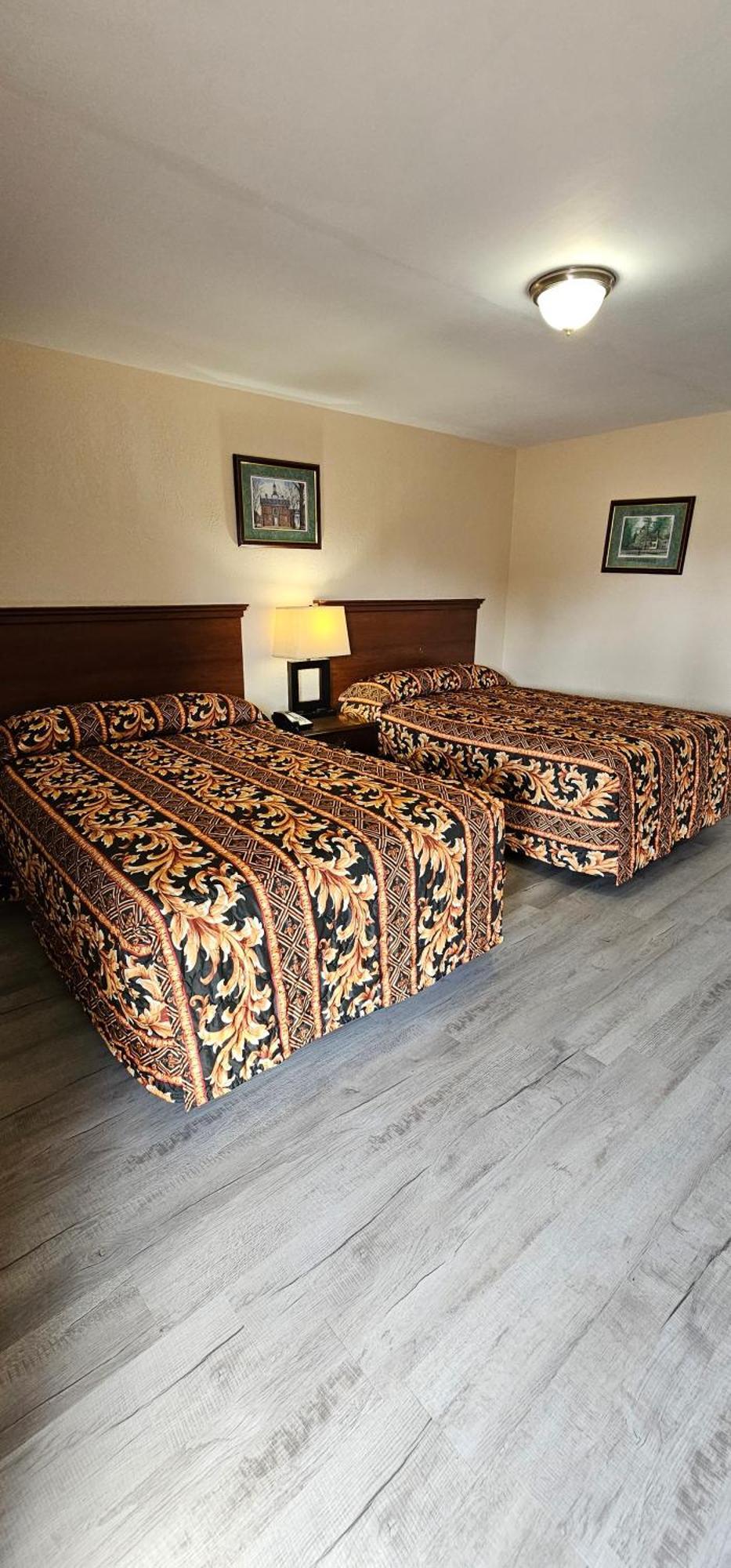 Mount Laurel Motel Hazleton Exterior foto