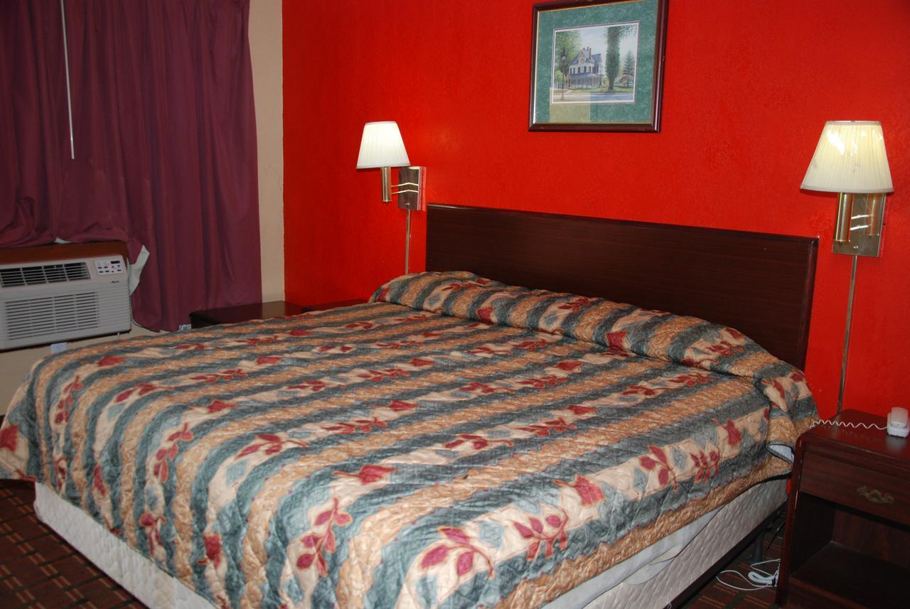 Mount Laurel Motel Hazleton Exterior foto