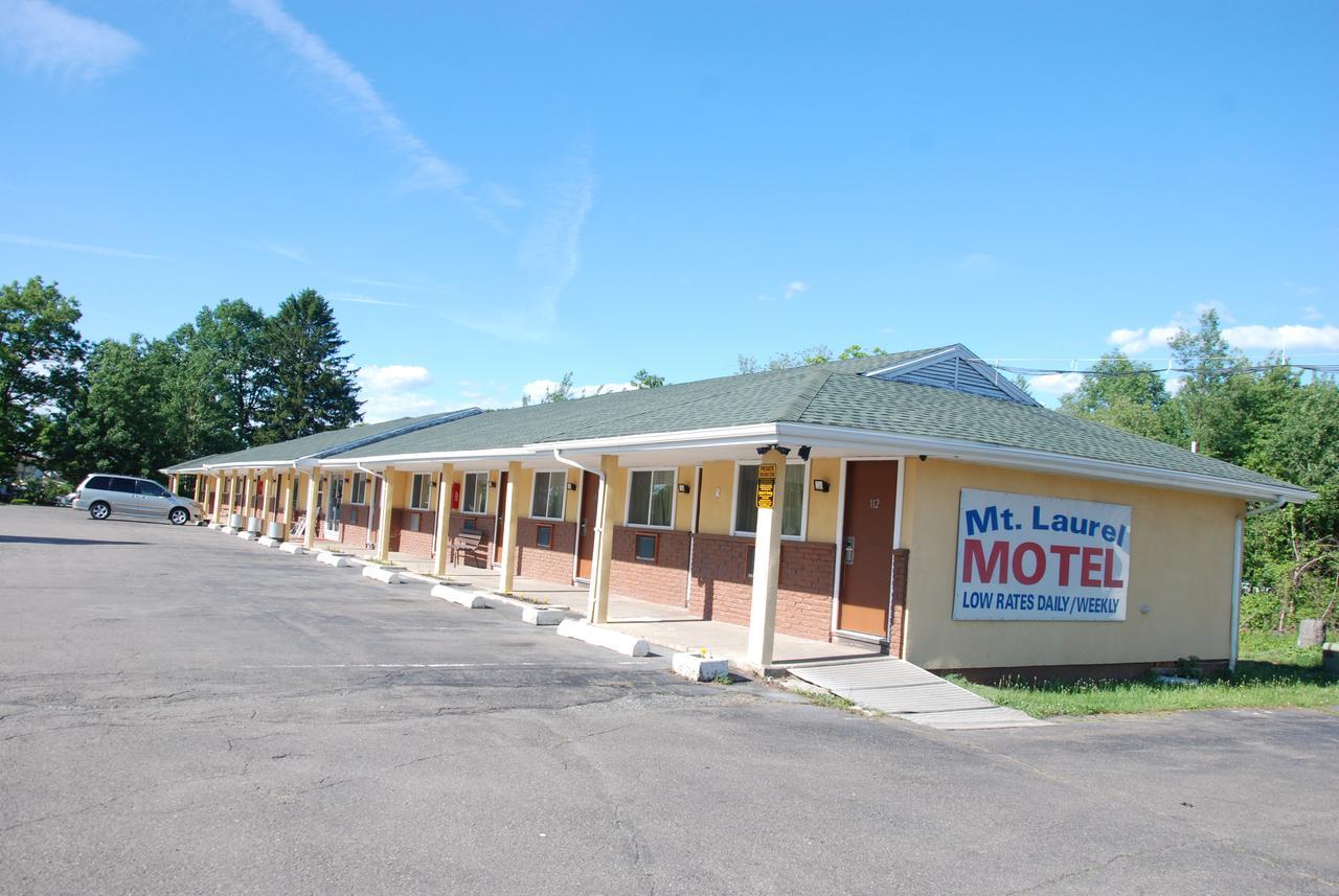 Mount Laurel Motel Hazleton Exterior foto